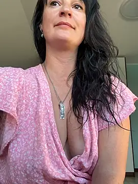 Snapshot of CherryCherry03 chatting on June 2026 01:37:01 PM CherryCherry03 online show from June 2026 01:37:01 PM