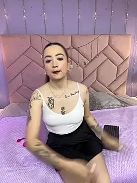 Sabrina Cutte online show from January 2026 06:46:02 PM