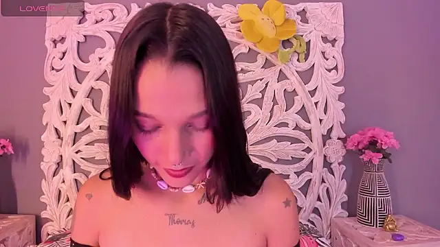 loraineblake online show from January 2026 01:38:02 PM