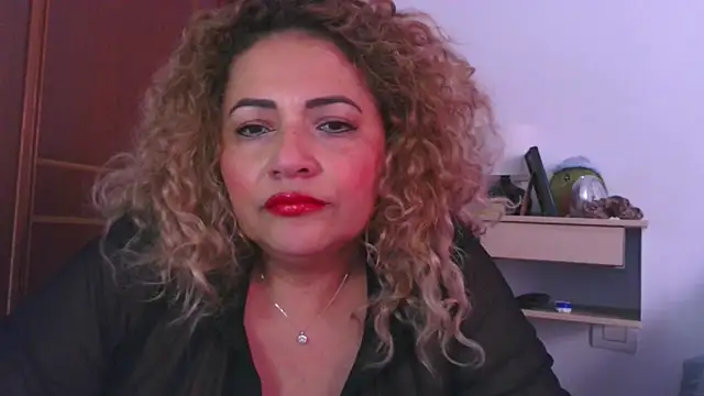 Snapshot of mariajosebarrazaa chatting on May 2026 04:47:01 PM mariajosebarrazaa online show from May 2026 04:47:01 PM
