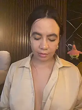 Snapshot of ValentinaEliot chatting on February 2026 02:53:01 AM ValentinaEliot online show from February 2026 02:53:01 AM