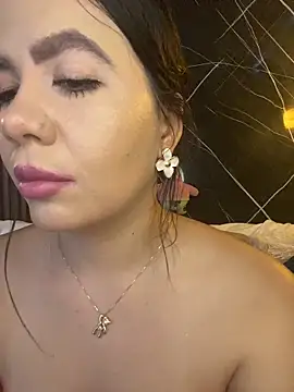 Snapshot of ValentinaEliot chatting on February 2026 02:34:01 PM ValentinaEliot online show from February 2026 02:34:01 PM