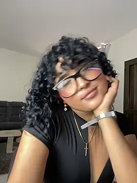 Snapshot of ladulcemary_ chatting on May 2026 07:45:02 PM ladulcemary online show from May 2026 07:45:02 PM
