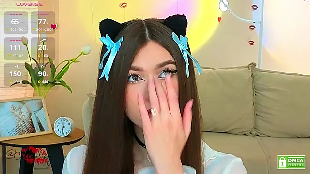 oliviaah  online show from March 2026 03:07:02 PM