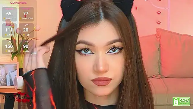 oliviaah  online show from March 2026 03:16:01 PM