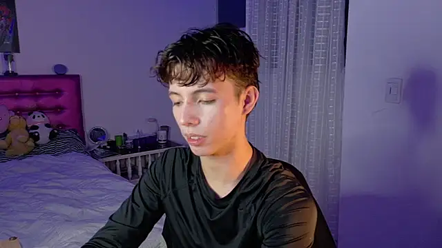 Snapshot of Dani_Dancer chatting on February 2026 12:15:02 AM Dani Dancer online show from February 2026 12:15:02 AM