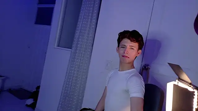 Snapshot of Dani_Dancer chatting on February 2026 11:31:02 PM Dani Dancer online show from February 2026 11:31:02 PM