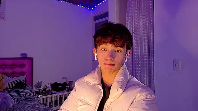 Snapshot of Dani_Dancer chatting on February 2026 02:34:02 AM Dani Dancer online show from February 2026 02:34:02 AM