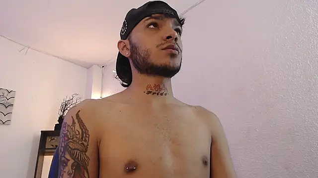 Snapshot of kingdani_hot chatting on February 2026 10:44:02 AM kingdani hot online show from February 2026 10:44:02 AM