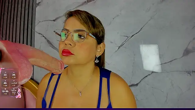 Snapshot of shayra_boobs2 chatting on June 2026 10:01:01 AM shayra boobs2 online show from June 2026 10:01:01 AM