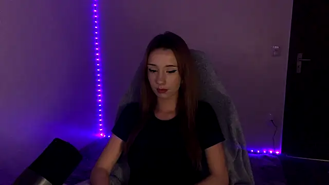 ellienymph online show from January 2026 03:43:01 AM