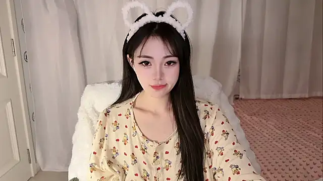 Snapshot of yuanbao8888 chatting on February 2026 03:06:01 PM yuanbao8888 online show from February 2026 03:06:01 PM