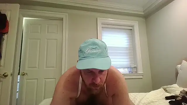 Snapshot of BeefyNcloudy chatting on January 2026 05:04:02 PM BeefyNcloudy online show from January 2026 05:04:02 PM