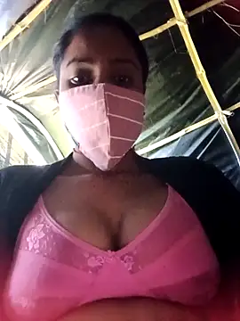 Snapshot of Poonam8080 chatting on December 2025 06:53:02 AM Poonam8080 online show from December 2025 06:53:02 AM