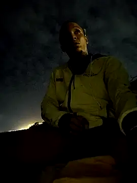 Snapshot of Andreskelly chatting on January 2026 01:53:01 AM Andreskelly online show from January 2026 01:53:01 AM