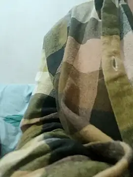 nehakapoor89 online show from December 2025 08:38:02 PM