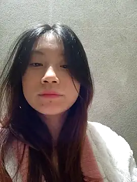 Snapshot of Lomay69 chatting on February 2026 03:54:02 PM Lomay69 online show from February 2026 03:54:02 PM