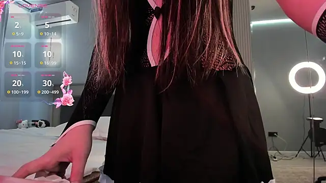 lovelymikky online show from February 2026 03:22:02 AM