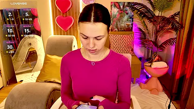 Snapshot of MaxinCarroll chatting on March 2026 05:13:01 AM MaxinCarroll online show from March 2026 05:13:01 AM