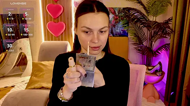 Snapshot of MaxinCarroll chatting on April 2026 10:10:01 AM MaxinCarroll online show from April 2026 10:10:01 AM