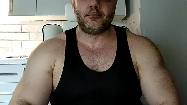 Snapshot of WildJohn_XX chatting on March 2026 10:42:01 PM WildJohn XX online show from March 2026 10:42:01 PM