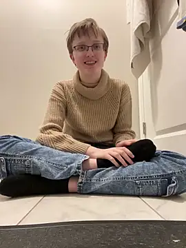 Lassie Cassie online show from December 2025 05:15:02 AM