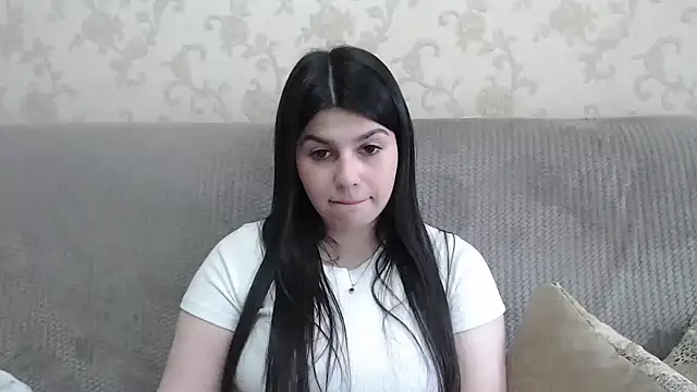 Snapshot of KisaModel chatting on May 2026 07:38:02 AM KisaModel online show from May 2026 07:38:02 AM
