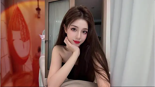 zizi-a online show from April 2026 01:19:01 PM