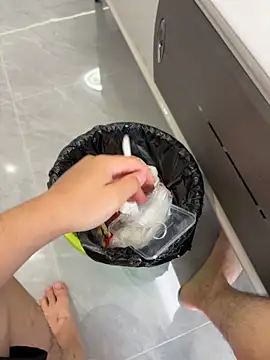 qwe522522 online show from April 2026 06:07:01 AM