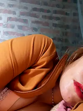 Snapshot of yana-zz chatting on March 2026 05:44:01 AM yana-zz online show from March 2026 05:44:01 AM