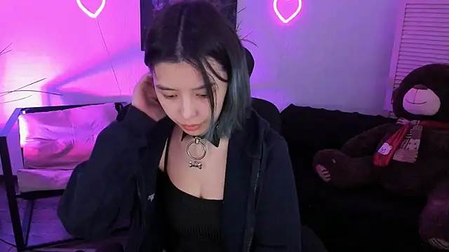 SirenMystiq online show from April 2026 07:14:01 PM