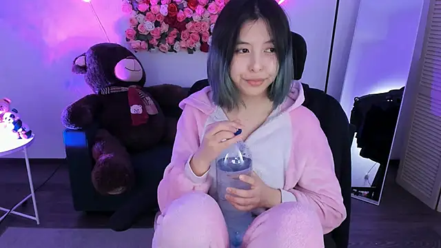 SirenMystiq online show from April 2026 07:58:02 PM