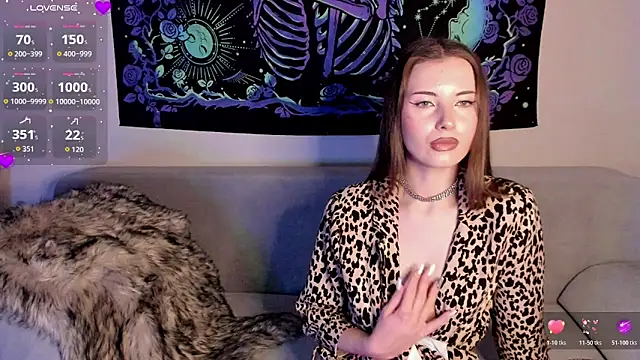 Snapshot of XxxCosmicBitch chatting on December 2025 07:58:01 AM XxxCosmicBitch online show from December 2025 07:58:01 AM