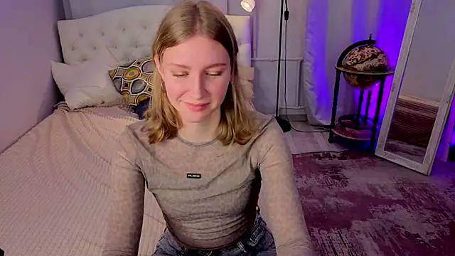 AsyaLumi online show from January 2026 06:08:01 AM