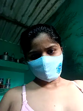 Snapshot of Cuple_masti72 chatting on April 2026 02:27:02 AM Cuple masti72 online show from April 2026 02:27:02 AM