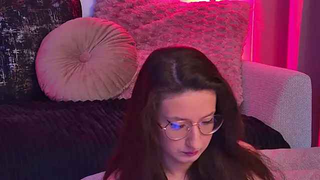 TheaMalekoo online show from February 2026 07:59:02 AM