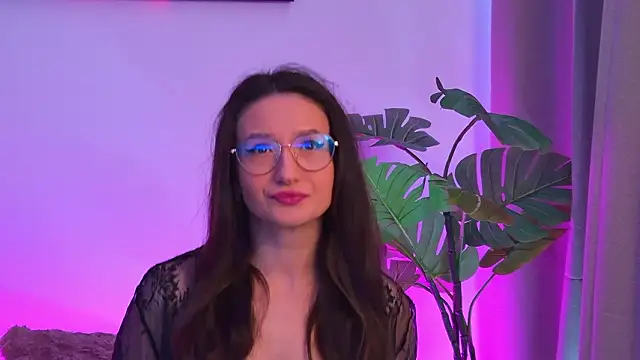 TheaMalekoo online show from March 2026 07:36:03 AM