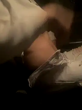 Snapshot of CHARLYfeet chatting on December 2025 11:34:02 PM CHARLYfeet online show from December 2025 11:34:02 PM