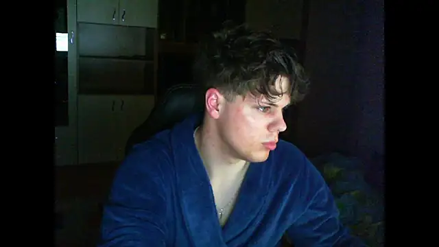 GymGuy0505 online show from March 2026 09:10:01 PM