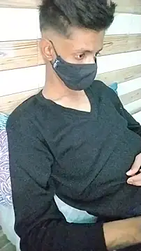 Snapshot of xoupleaura chatting on December 2025 02:24:01 PM xoupleaura online show from December 2025 02:24:01 PM