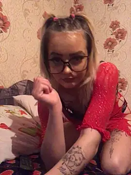 Barbika19 online show from December 2025 08:59:01 PM