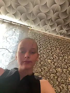 Snapshot of Barbika19 chatting on April 2026 03:31:02 PM Barbika19 online show from April 2026 03:31:02 PM