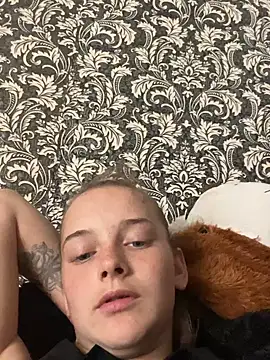 Snapshot of Barbika19 chatting on June 2026 02:33:01 PM Barbika19 online show from June 2026 02:33:01 PM
