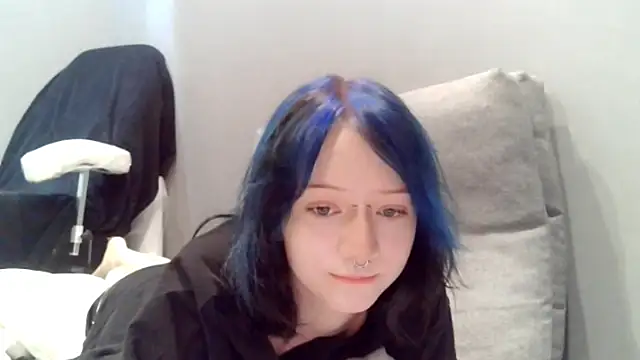 Shine Luna online show from March 2026 04:35:01 PM