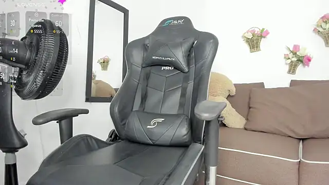 Snapshot of Darele_ chatting on January 2026 06:21:02 PM Darele online show from January 2026 06:21:02 PM