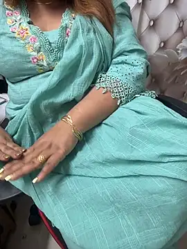 butterflyslay online show from April 2026 06:19:01 AM