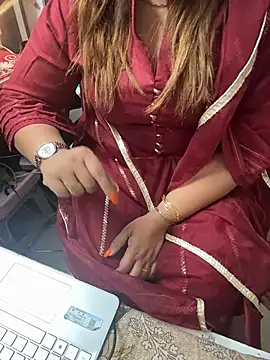 butterflyslay online show from April 2026 01:19:01 AM