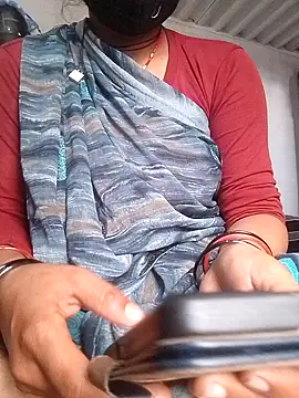 Snapshot of Aaisha_01 chatting on February 2026 09:49:02 AM Aaisha 01 online show from February 2026 09:49:02 AM