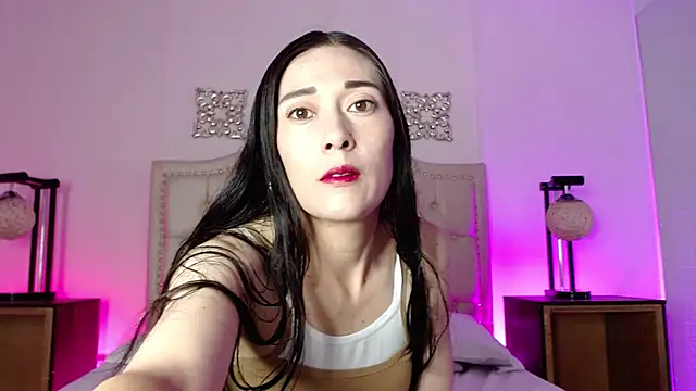 Snapshot of Vetania_Blake chatting on December 2025 11:49:02 AM Vetania Blake online show from December 2025 11:49:02 AM