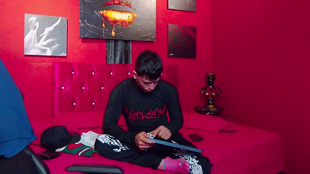 MagnusKnight  online show from January 2026 12:43:01 PM